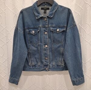 Forever 21 Oversized Soft-Blend Denim Jean Trucker Jacket Med Wash Size Medium